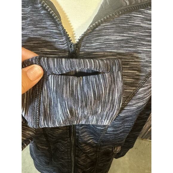 90 Degree by Reflex Women’s size L Full Zip Hoodie Heather Gray Thumb holes - Picture 8 of 10